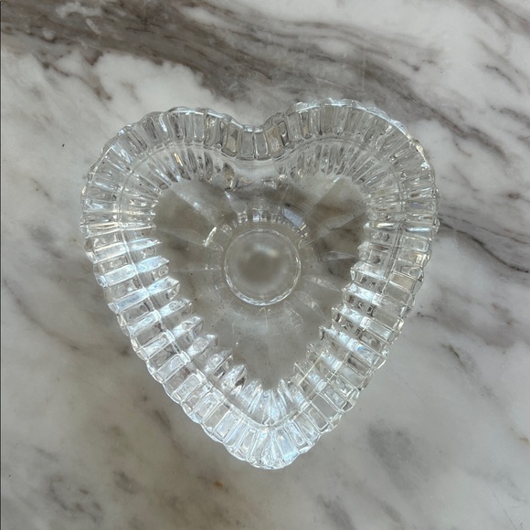 Waterford crystal Heart-Shaped Glass Ring Holder - Picture 2 of 4
